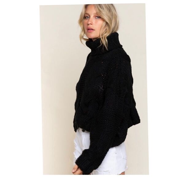 𝅺BLACK Handmade Turtleneck Sweater Cable knit - Picture 4 of 11
